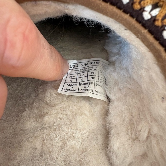 Women's UGG Tasman II Slippers - Size 6 - Picture 6 of 6